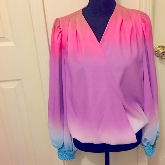 🆕Chic Multi Violet/Blue Ombre Top - Picture 9 of 10